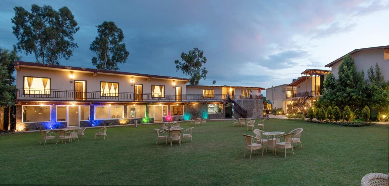 VOW RESORTS&SPA, The Corbett Wilderness Rāmnagar Exterior foto